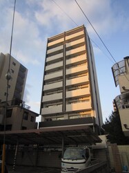 ﾚｼﾞｭｰﾙｱｯｼｭ京橋ｸﾛｽ（402）の物件外観写真